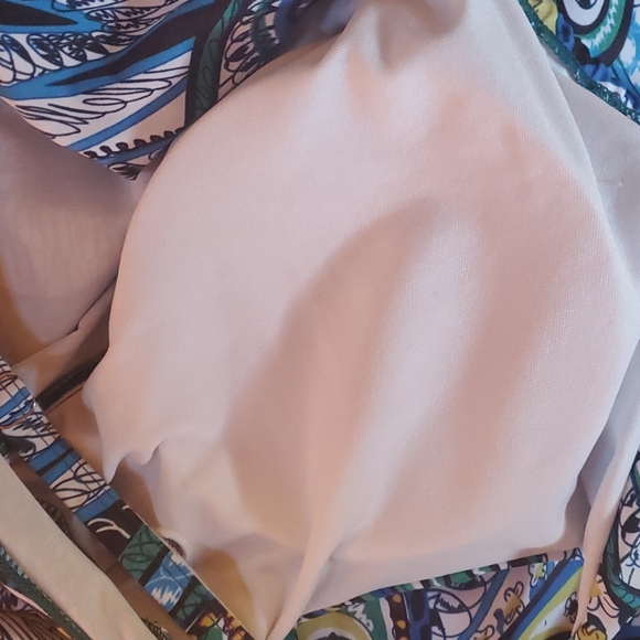 Ladies plus size skirt with bottoms bathing suit with built in cups - Picture 3 of 6